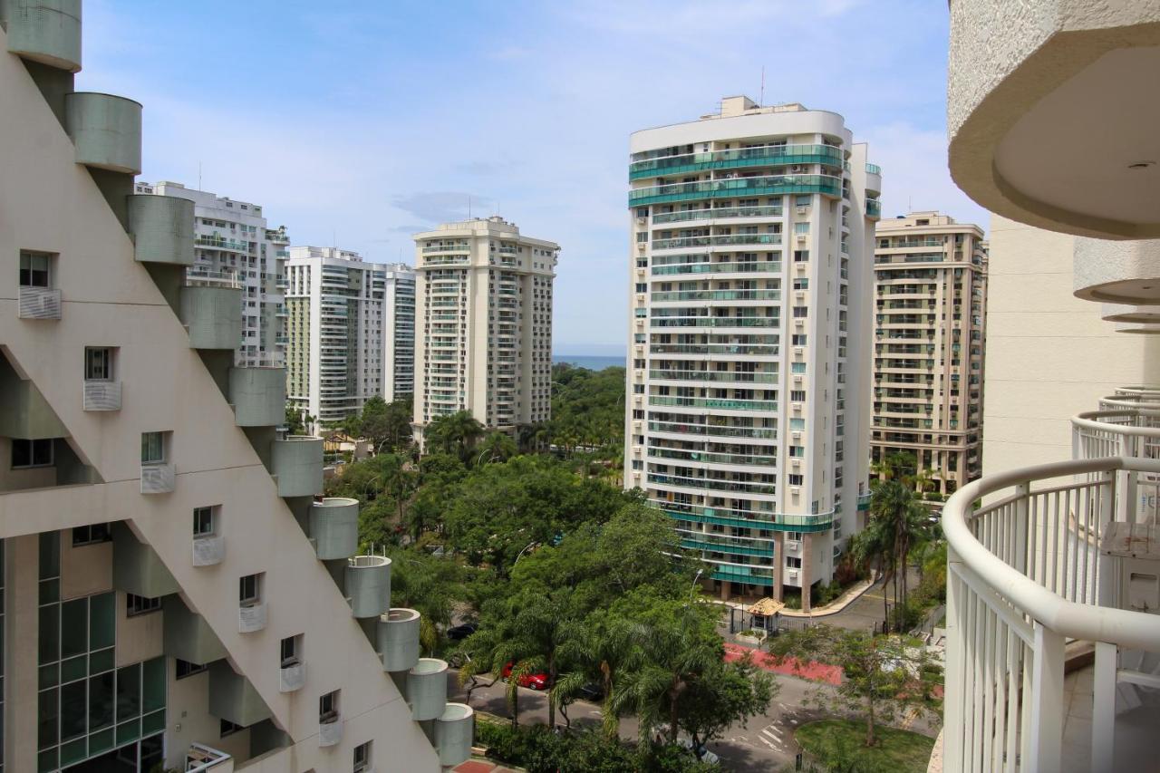 Barra Da Tijuca - 9 - Flat Premium Com Cozinha, Fogao Cooktop, Geladeira Grande, Smart Tv Grande, Lindo E Muitissimo Confortavel, Balsa Para A Praia Gratis E Estacionamento Gratuito Рио-де-Жанейро Экстерьер фото