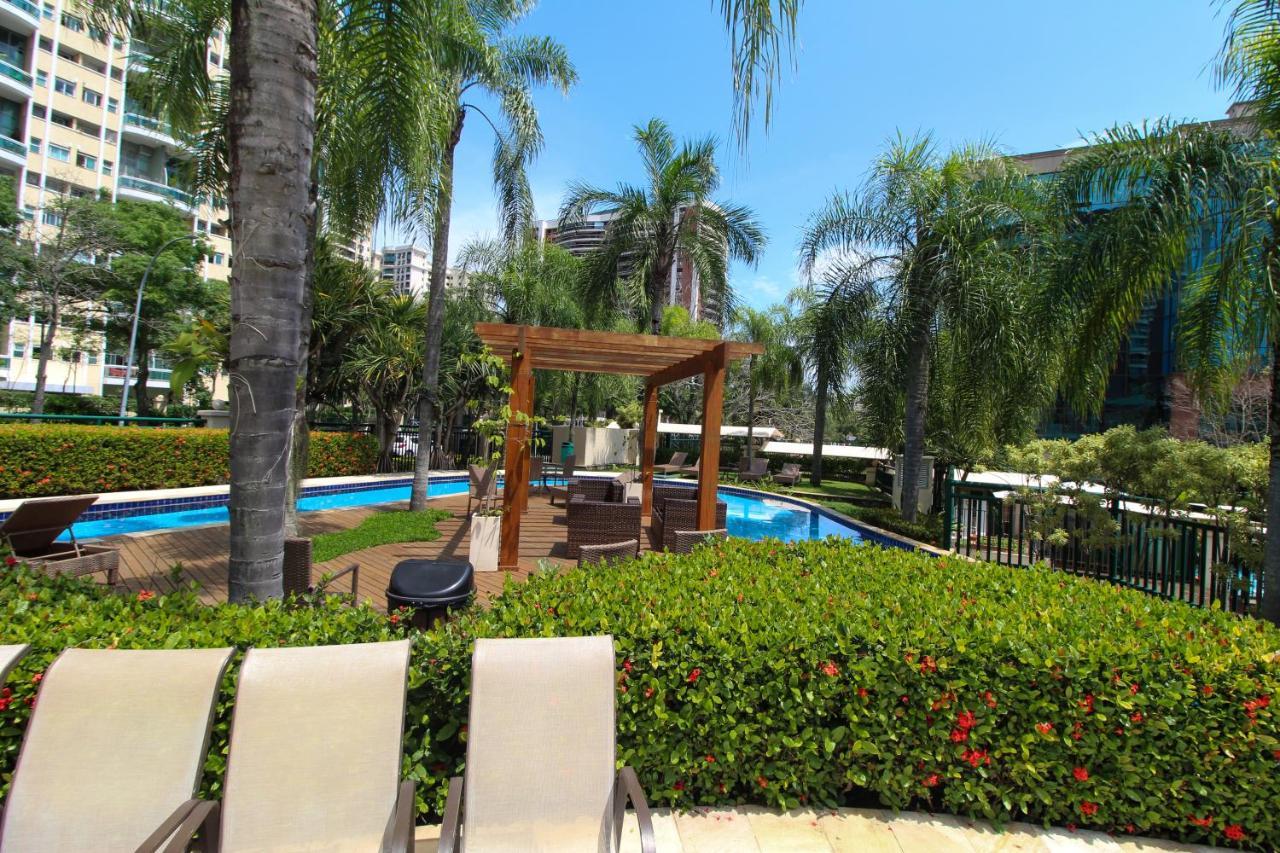 Barra Da Tijuca - 9 - Flat Premium Com Cozinha, Fogao Cooktop, Geladeira Grande, Smart Tv Grande, Lindo E Muitissimo Confortavel, Balsa Para A Praia Gratis E Estacionamento Gratuito Рио-де-Жанейро Экстерьер фото